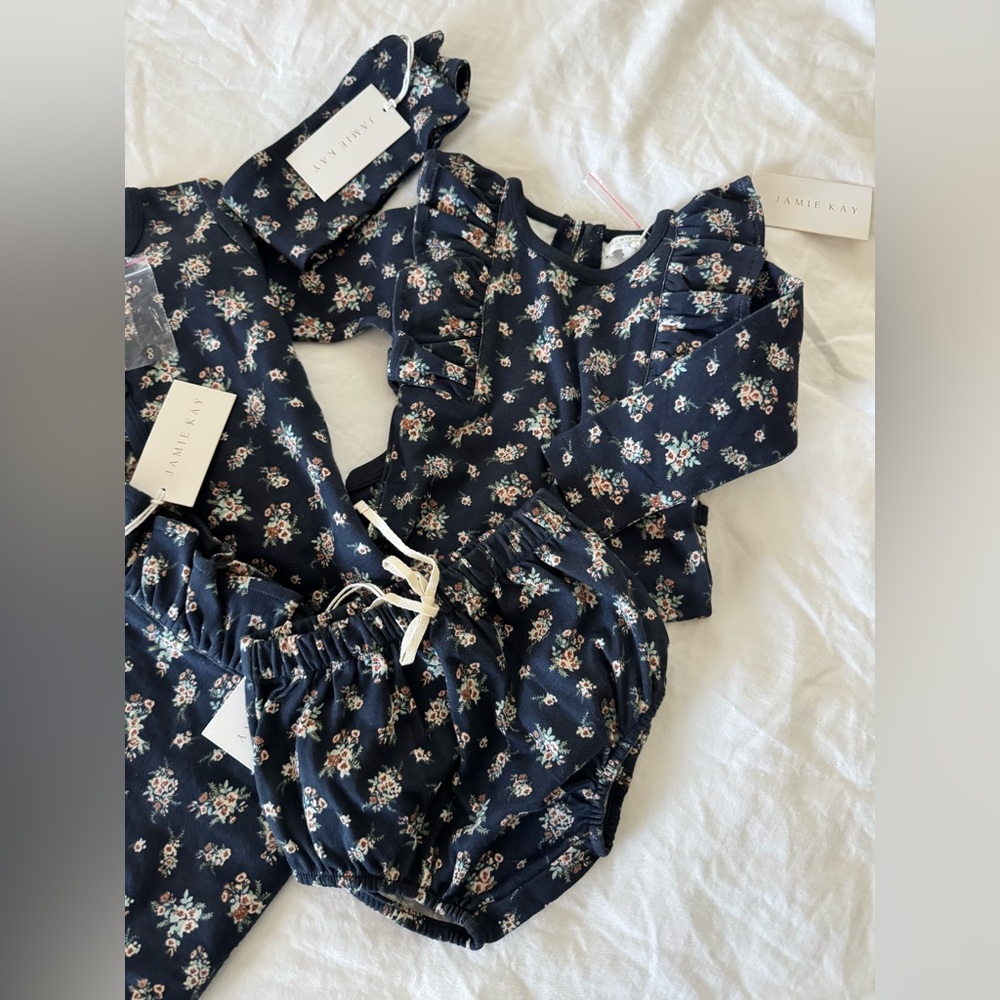 Jaime Kay NWT Bundle Set - 1 YR - Picture 16 of 16